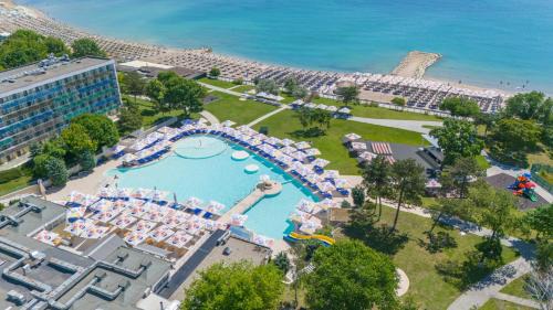 Saturn Hotel | Safir Blue Resort