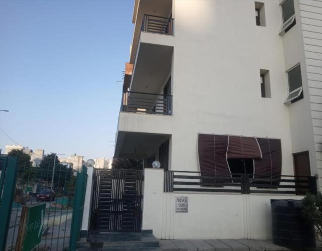 Noida House | SAI RESIDENCES