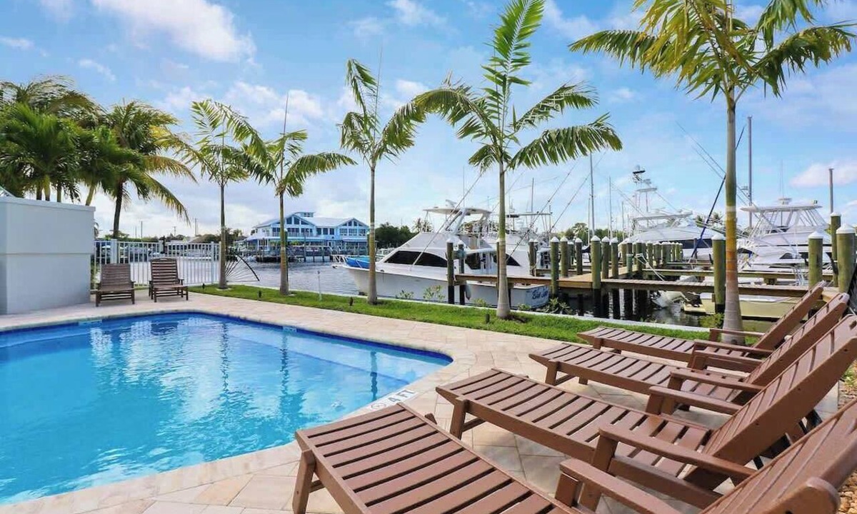 Stuart Apartment | Sailfish Suites 7 - Waterfront Lodging
