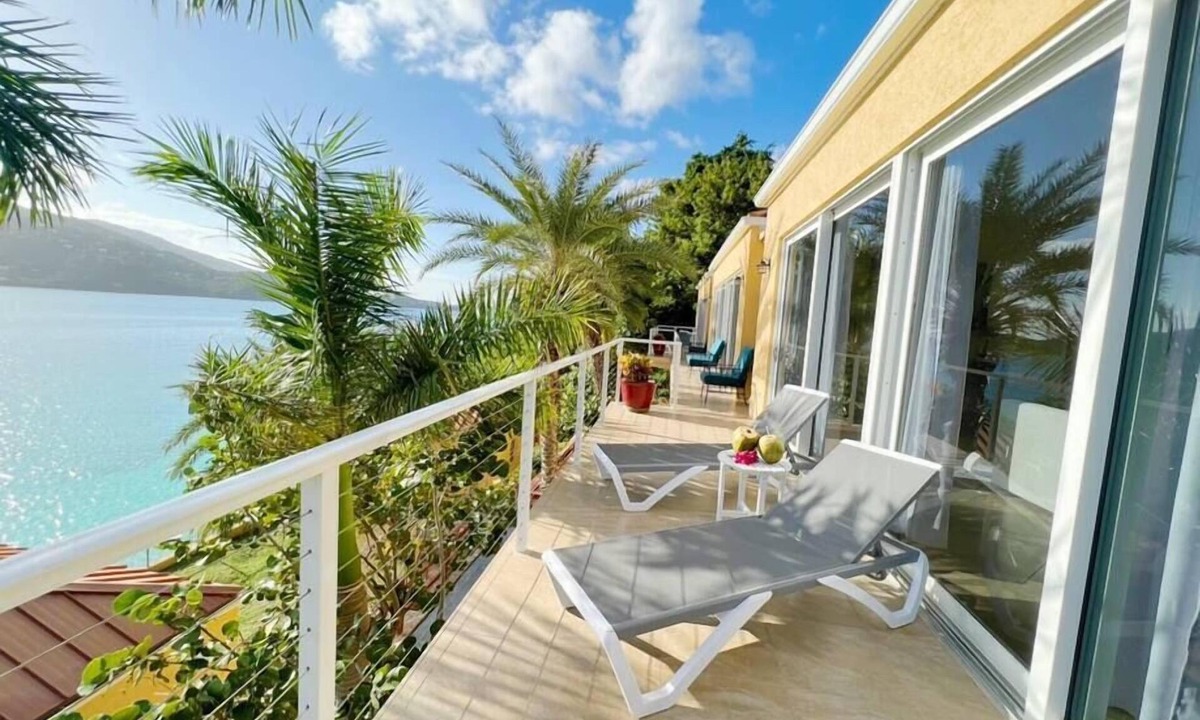 Estate Peterborg Villa | Sailfish Villa Luxury Beachfront 3BR on Magens Bay