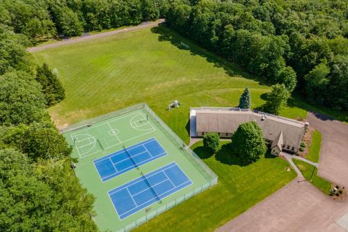 Blakeslee House | Sailors Point