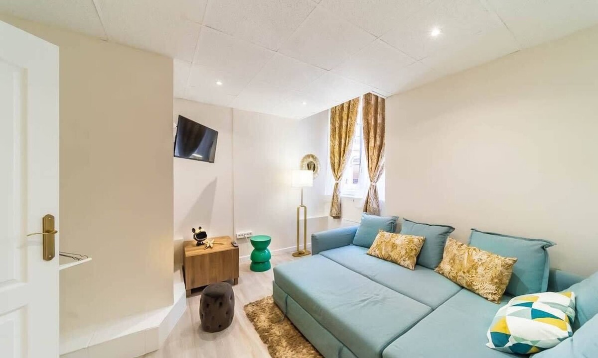 Terreaux - Bat d'argent Apartment | Saint-Nizier – Accommodation for two people near Cordeliers