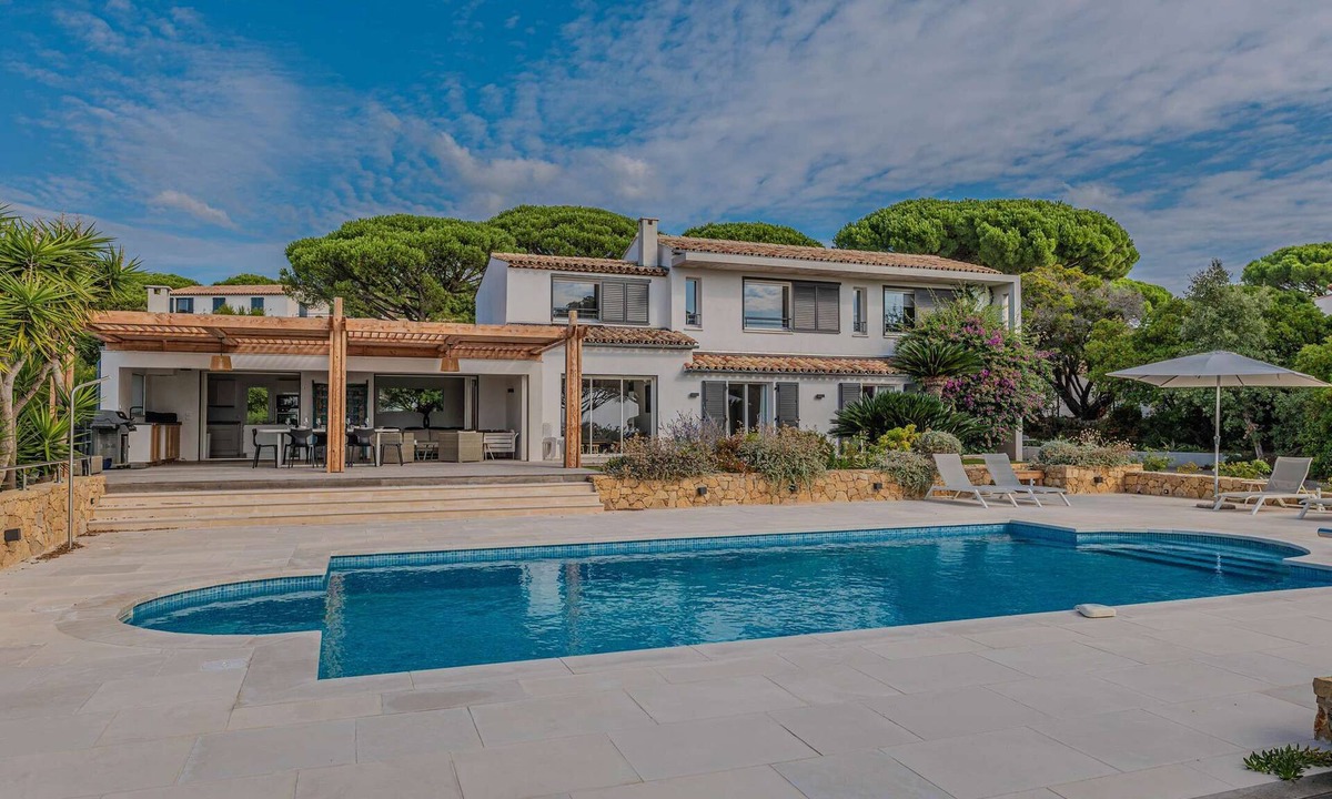 La Nartelle House | Sainte-Maxime renovated villa with sea view