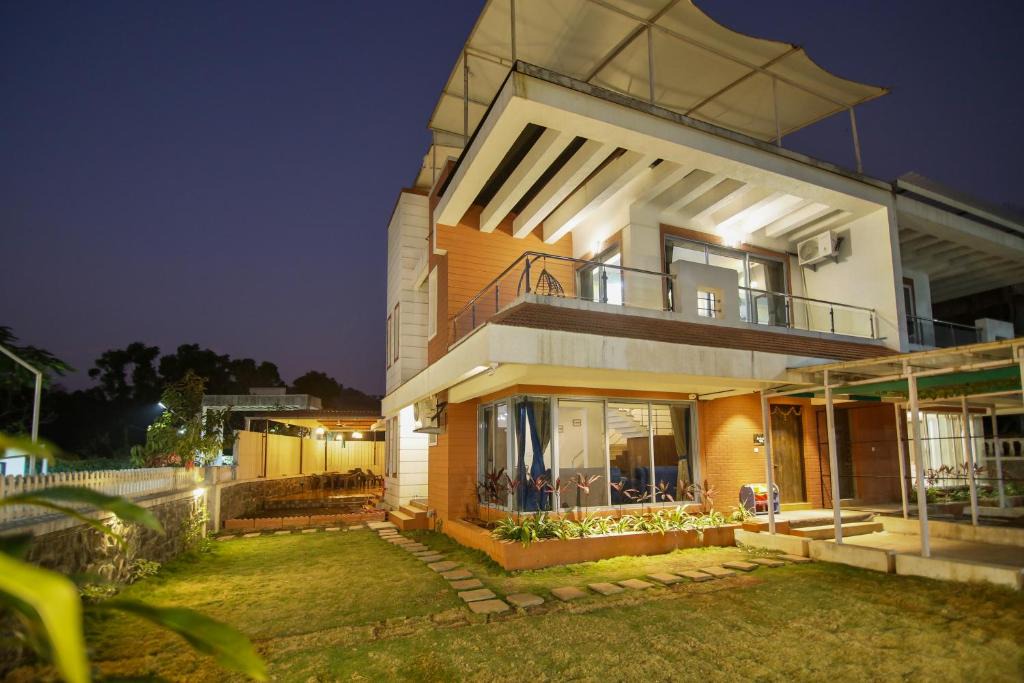 Parshwapuram House | Saisarkar villa
