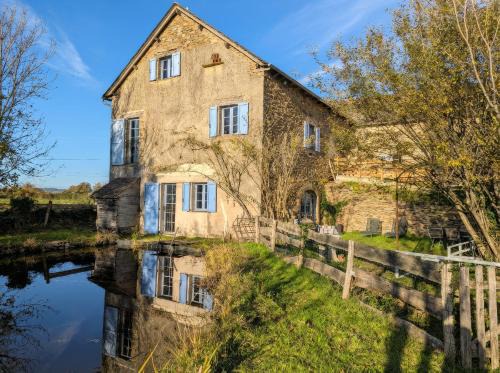 Centres House | Saisonnée - Chambres d'Hôtes et Table d'Hôtes en Aveyron