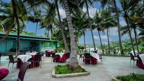 Pollachi Resort | Sakthi River Resort