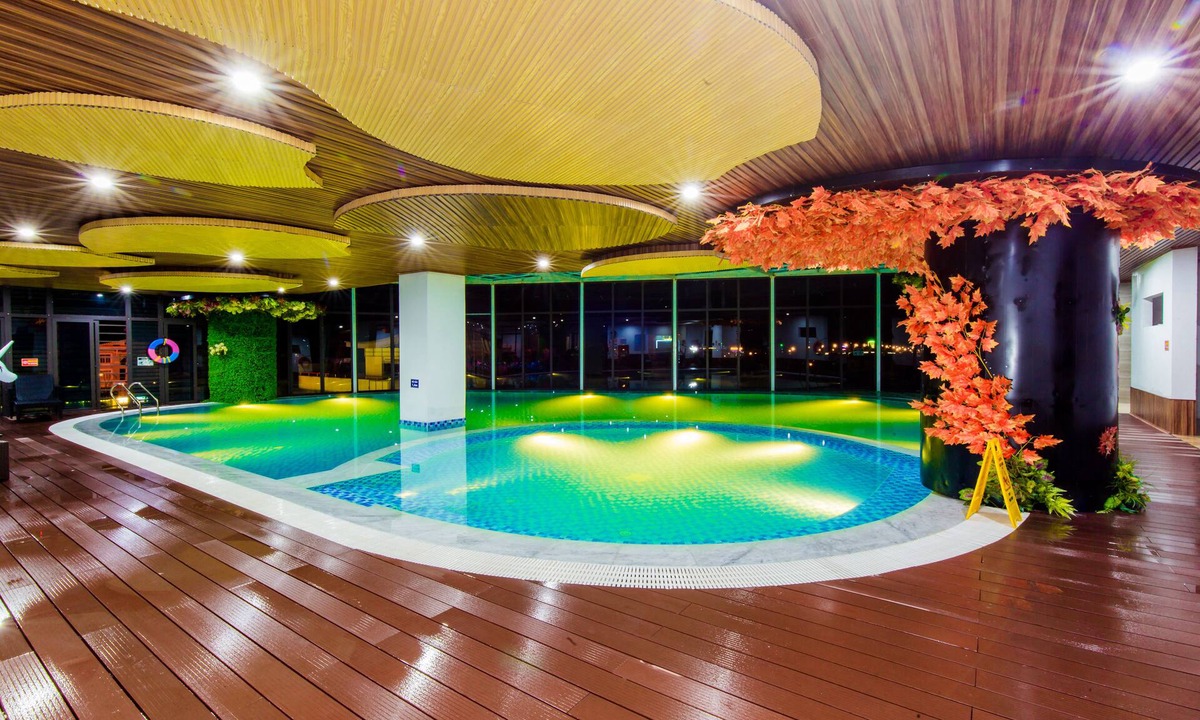 Hoa Binh Hotel | Sakura Hotel