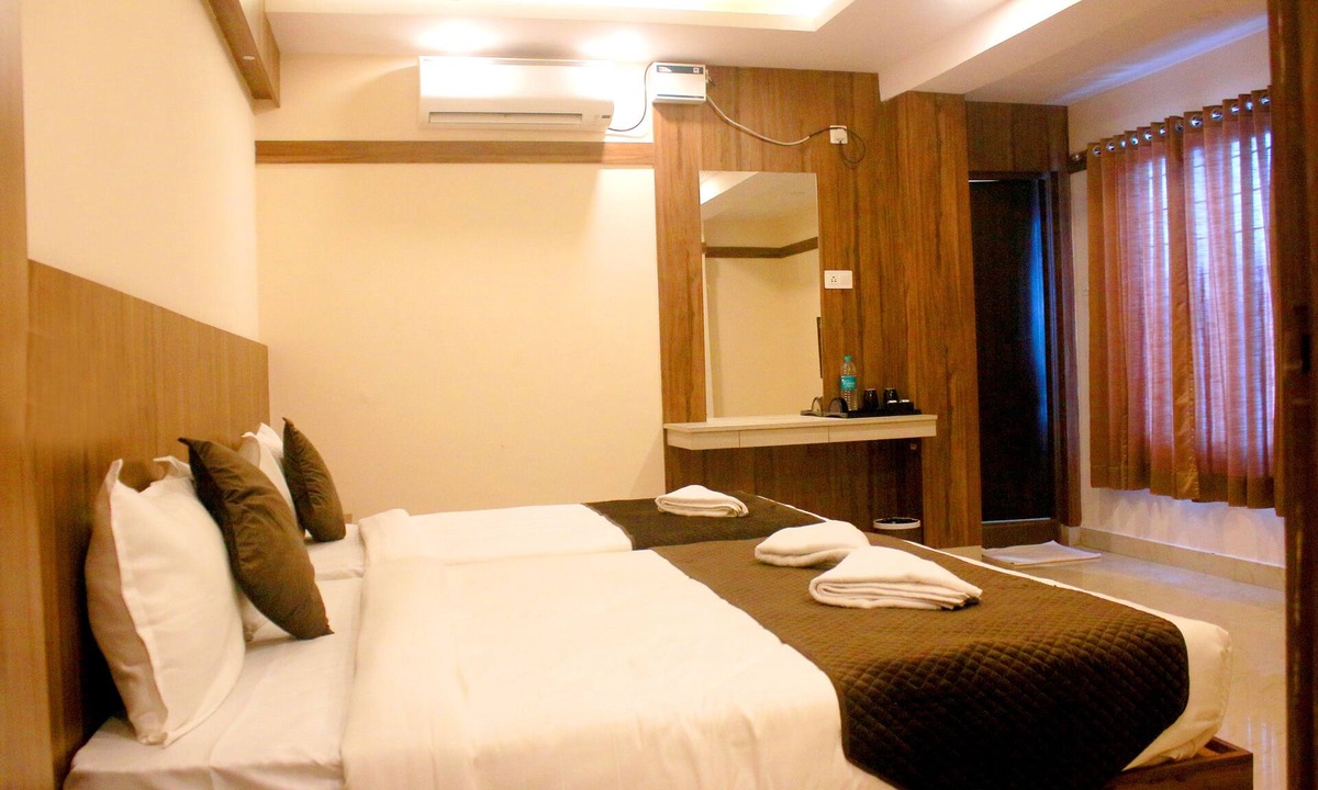 Hosur Hotel | Sakura Inn