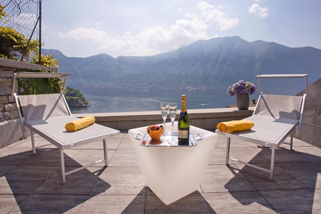 Sala Comacina Apartment | Sala Comacina Residence Apartment 5 - Sleeps up to 10 by Italian Apartments