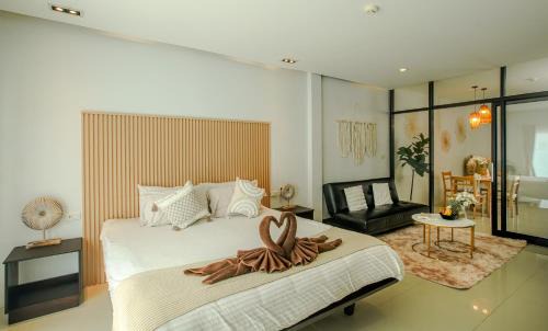 Thong Sala Apartment | Sala Loft - Spacious King Bed - 4K SmartTV