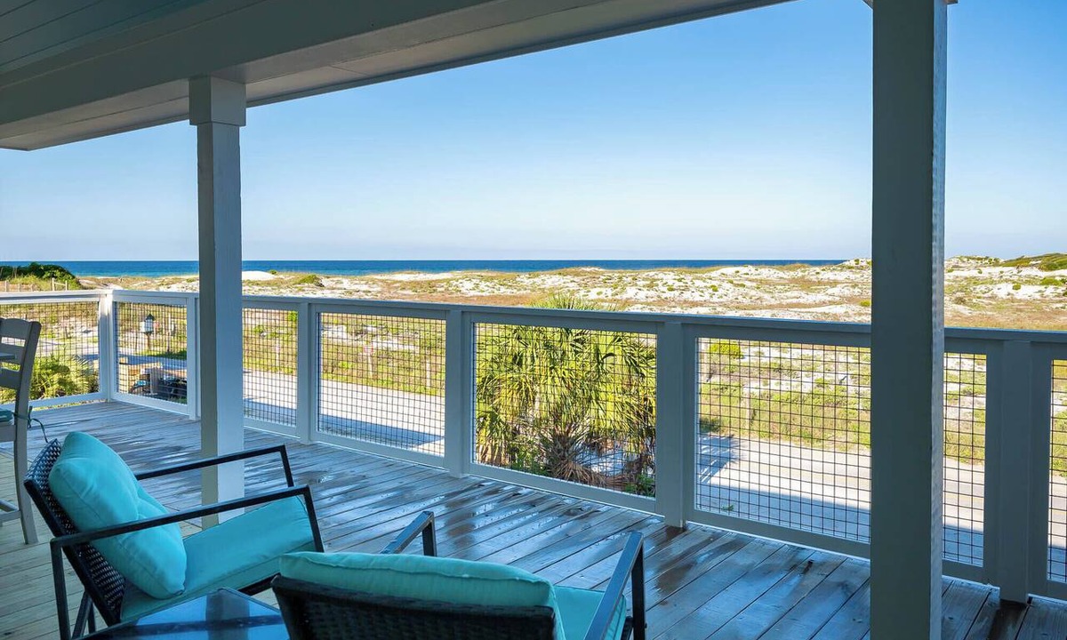 Grayton Beach House | SALE~"DUNE WATCH"~Newly Renovated~Amazing Gulf & Park Views~Beach Gear~Beach