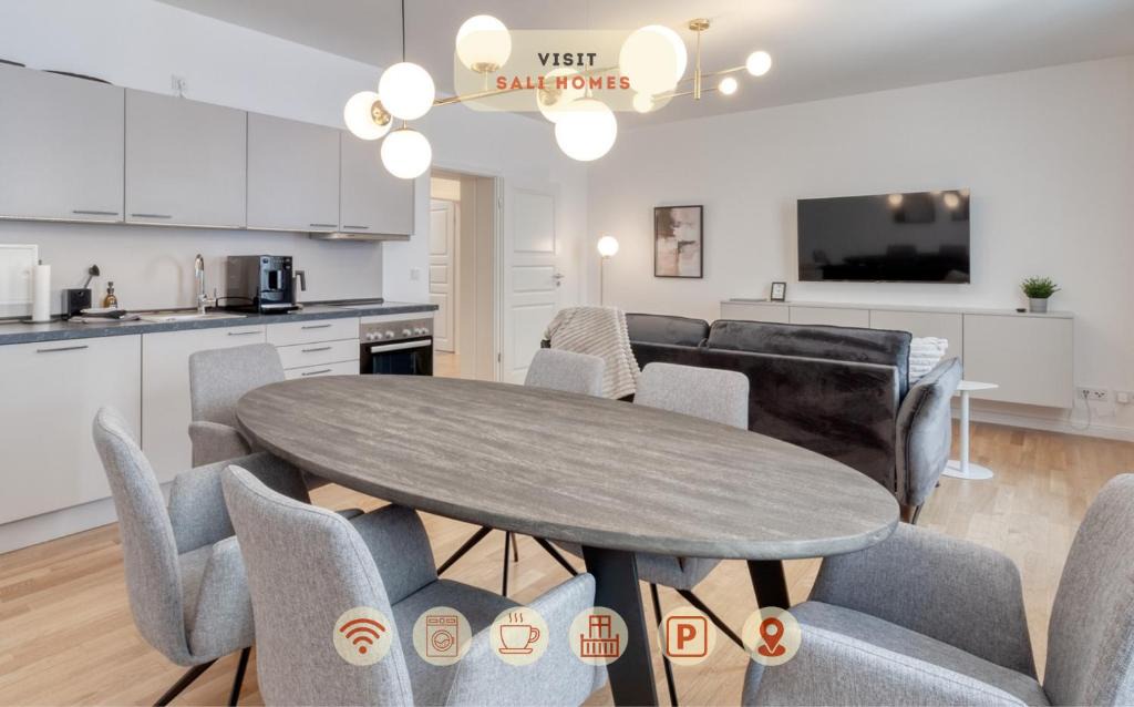 Bayreuth Apartment | Sali Homes - Opera Loge 2BR Balcony
