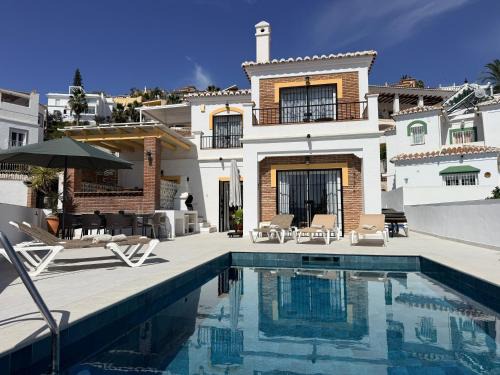 Punta Lara Villa | Salida Del Sol
