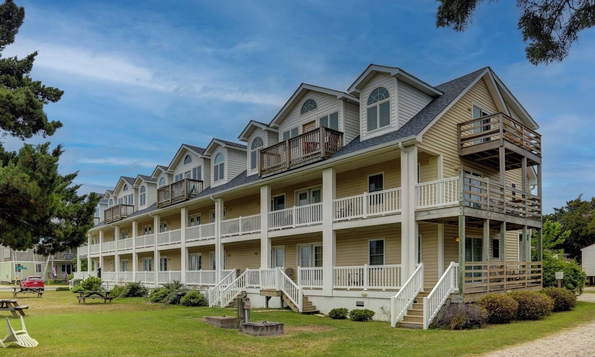 Ocracoke House | Saltwater Therapy - Ocracoke Island