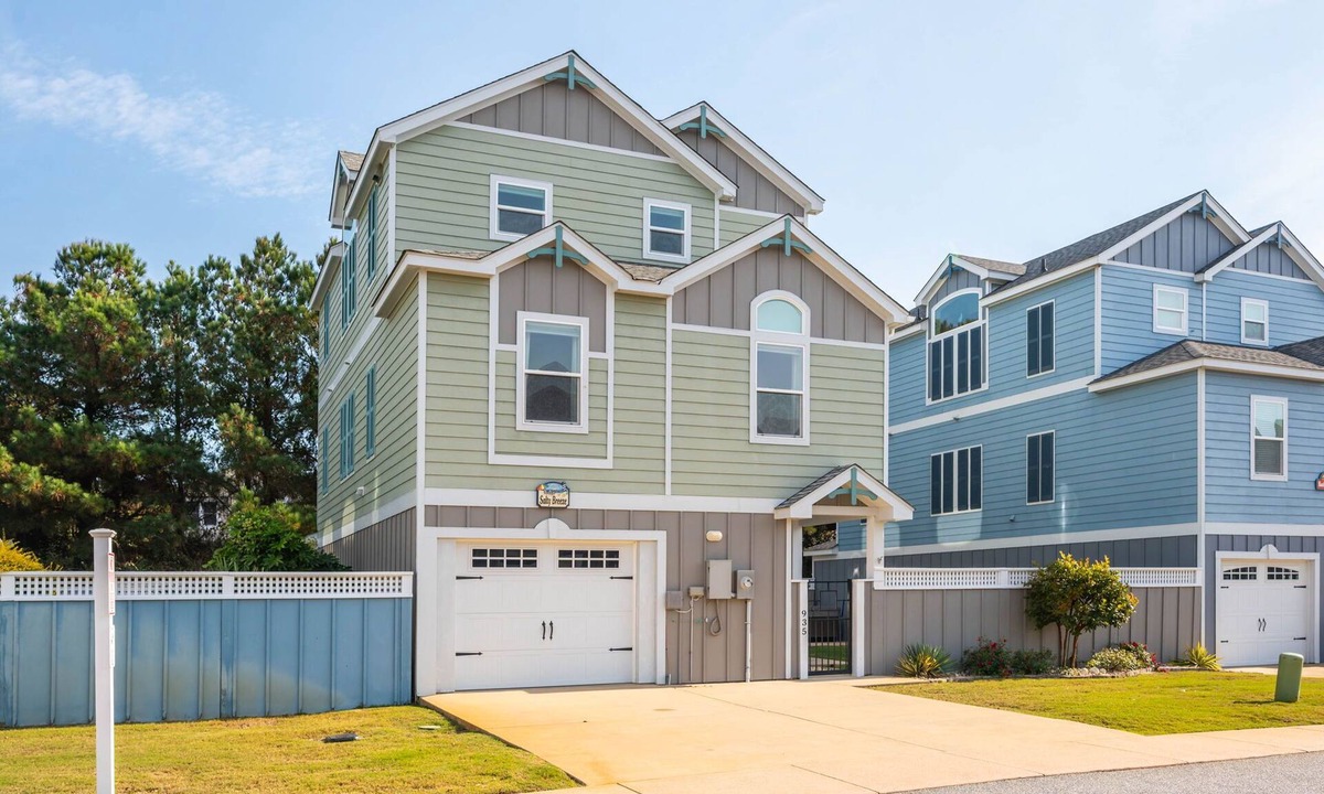 Whalehead Beach House | Salty Breeze: Oceanside, Elevator,Hot Tub, Community Pool Access!