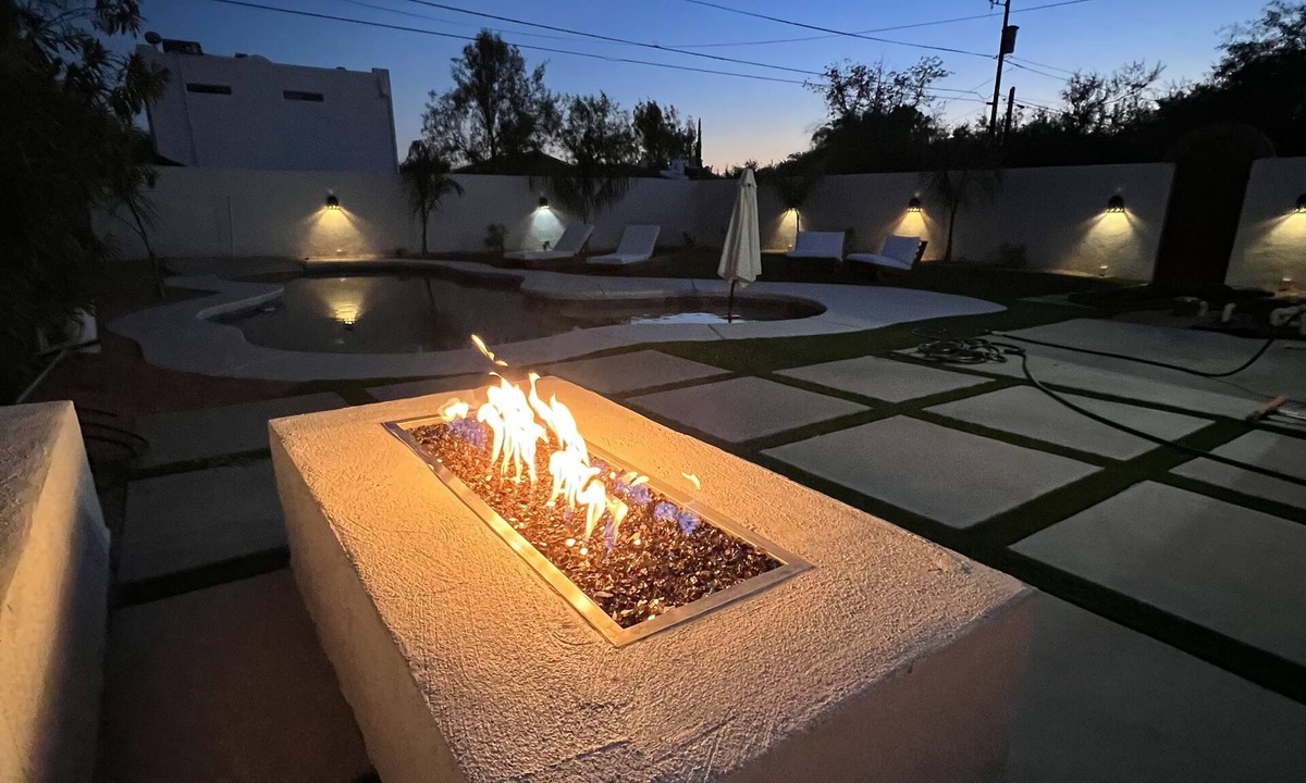 Sam Hughes House | Sam Hughes Desert Oasis, Private Pool & Walk to UA