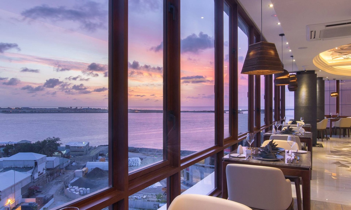 Male Hotel | Samann Grand