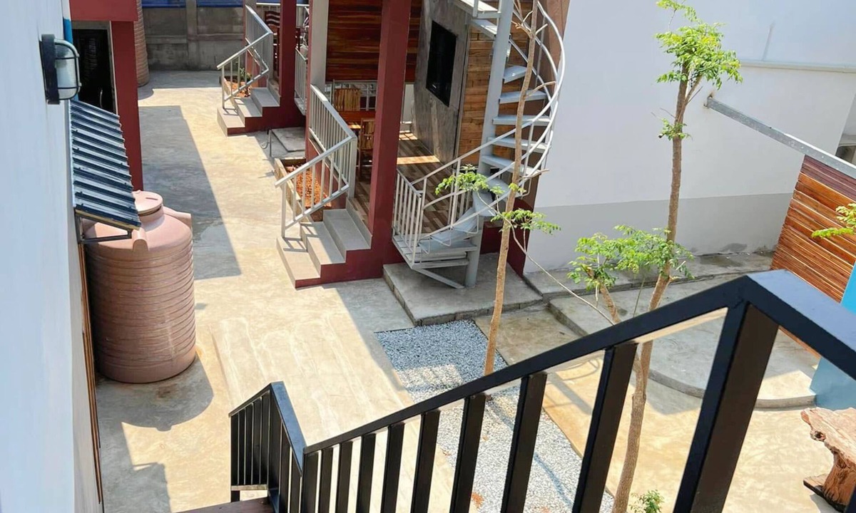 Koh Lan Hotel | Samanta By The Hill