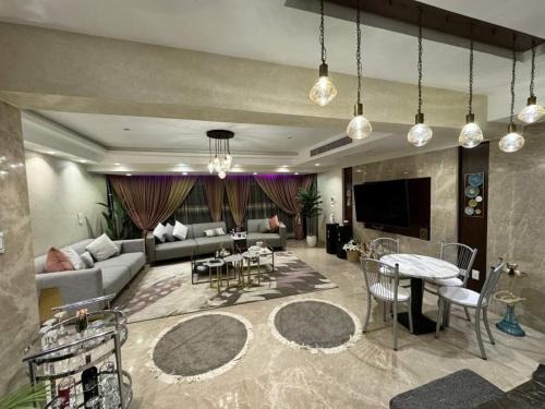 Al Duqqi House | Samar