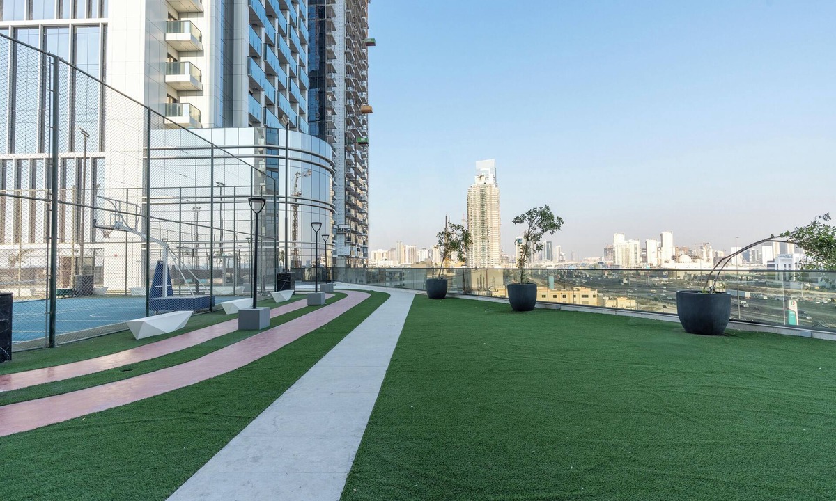 Jumeirah Village Triangle Apartment | Samaya Holiday Homes Cloud Suites