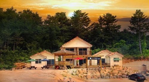 Samcheok House | Samcheok lime pension
