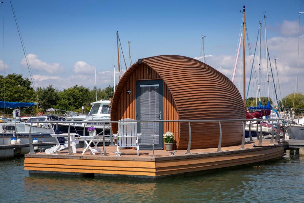 Emsworth Hotel | Samphire Ark 900