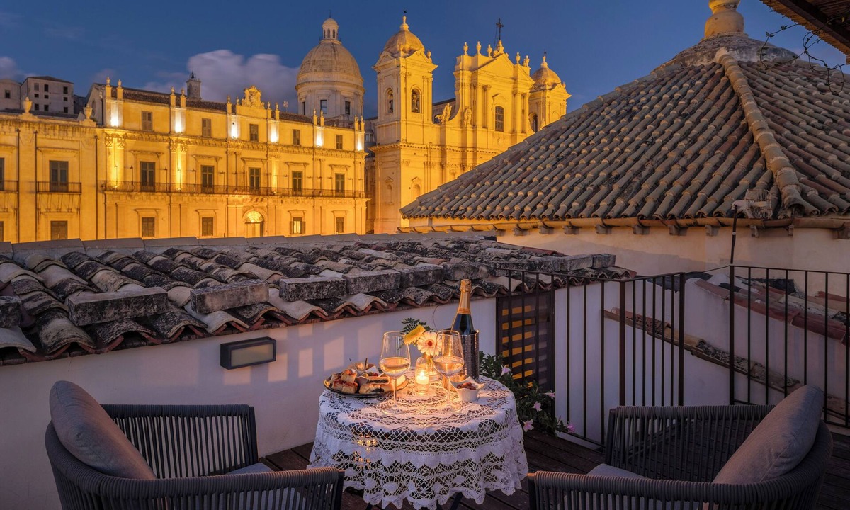 Noto Historic Centre Bed & Breakfast | San Carlo Suites