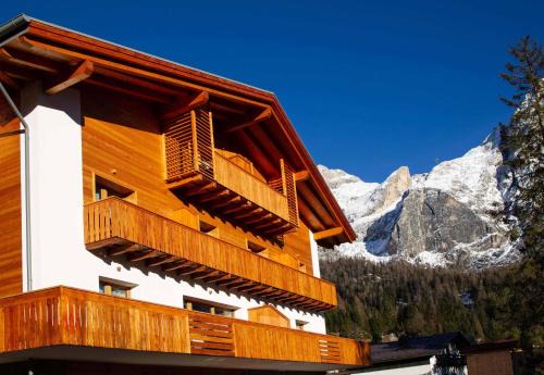 San Martino di Castrozza Hotel | San Martino Mountain Residence