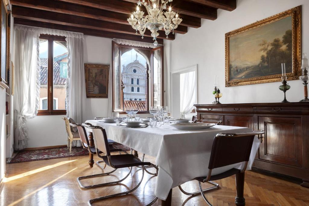 Castello Apartment | San Provolo