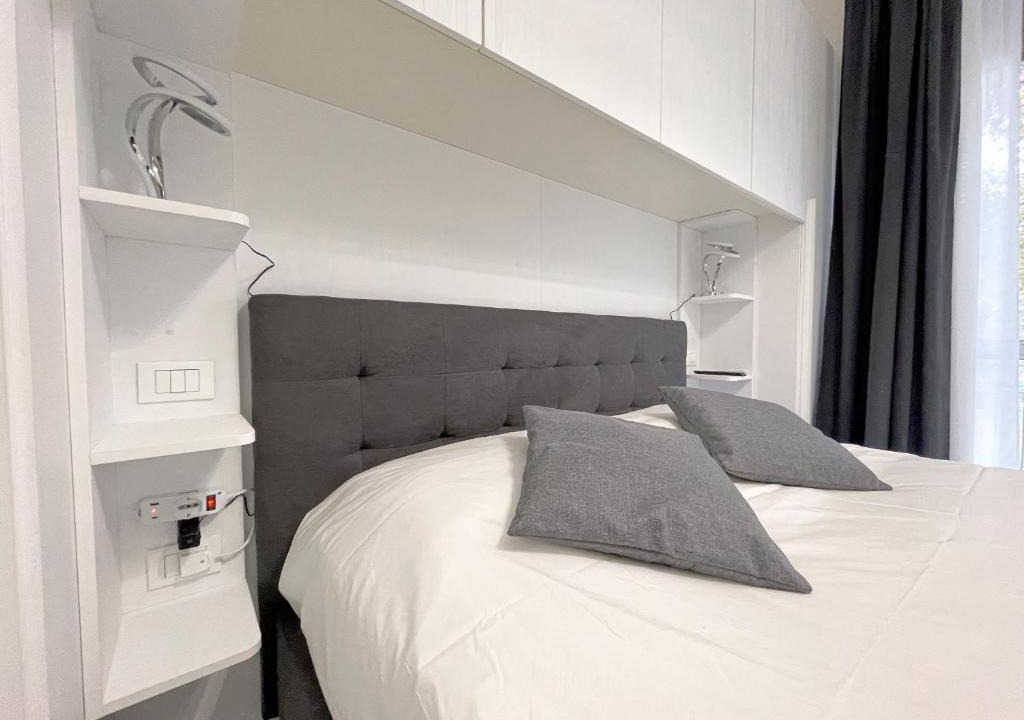 Vimodrone Apartment | San Raffaele's House