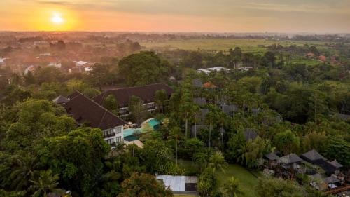 Sukawati Resort | Sanctoo Suites & Villas