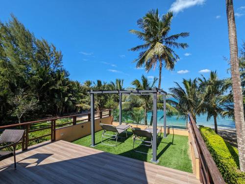 Klong Son Villa | Sand Beach Villa - by KohChangVillas