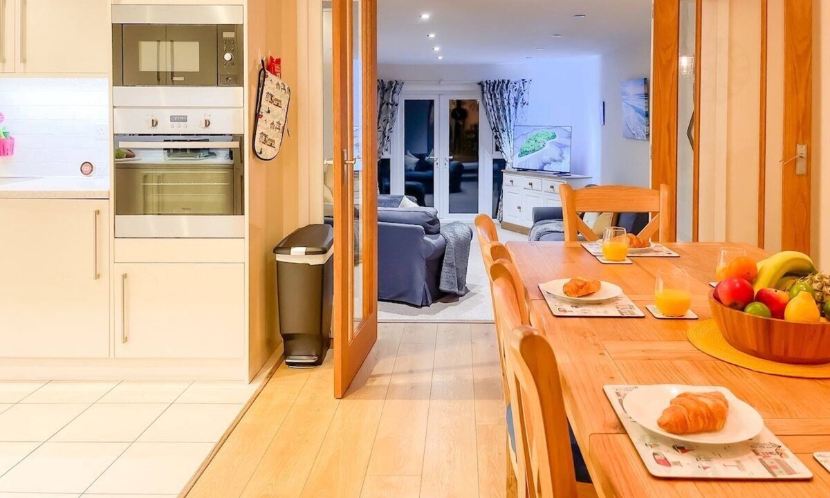 Westbrook House | Sanderling Westbrook, Margate · Beautiful home with sea views, Coastal getaway, Pets welcome with Parking By Adliv