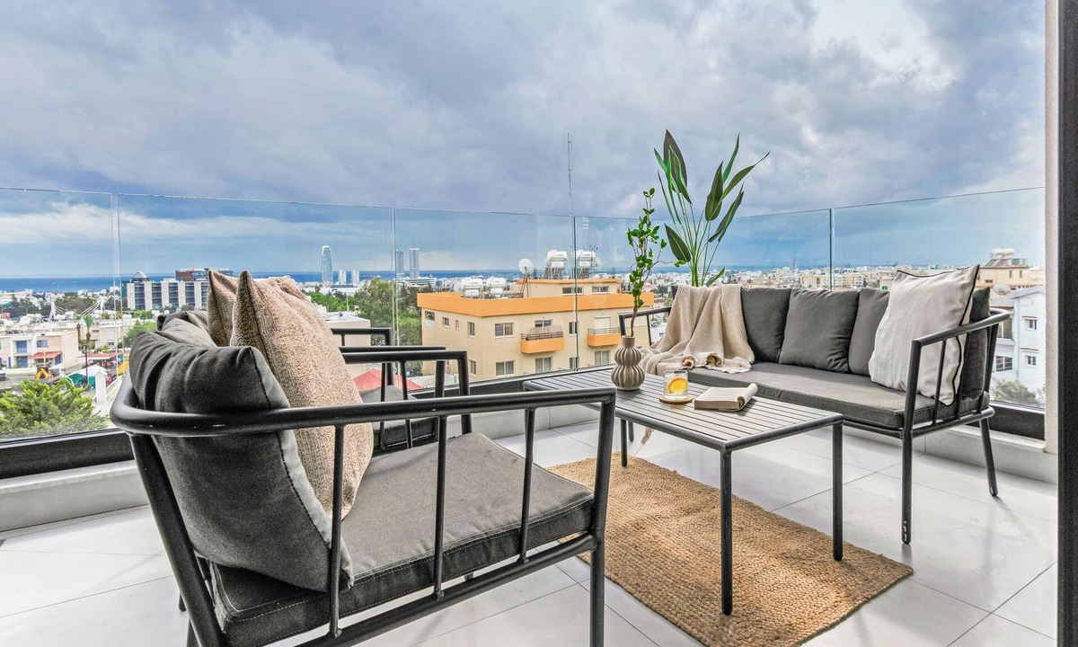 Agios Athanasios Apartment | Sanders Only - Cute 2-Bdr Apt with Balcony