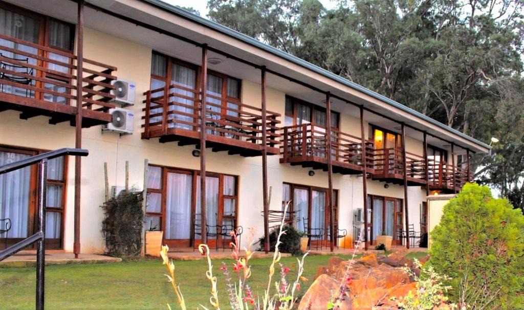 Bergville Hotel | Sandford Park Country Hotel
