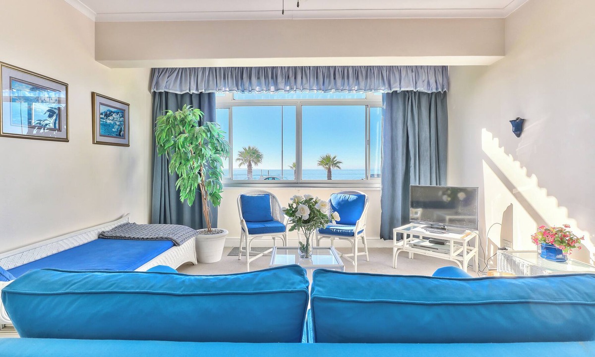 Mouille Point Apartment | Sandringham III