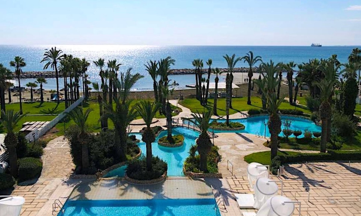 Pyla Hotel | Sandy Beach Hotel & Spa