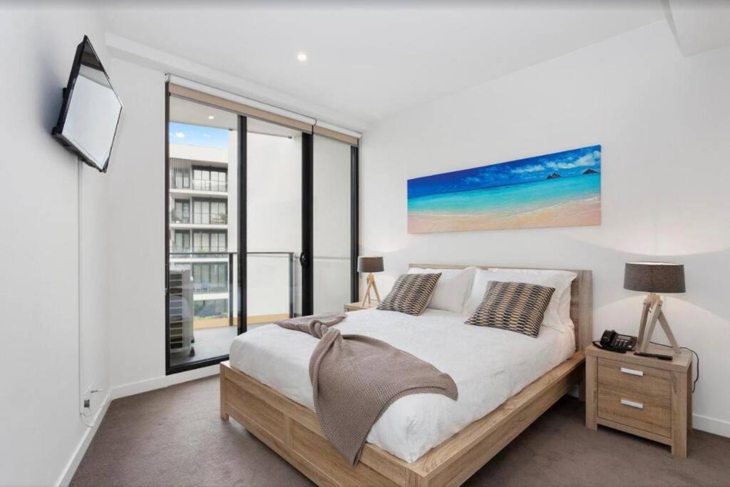 Sandringham Apartment | Sandy Hill apartment, Sandringham