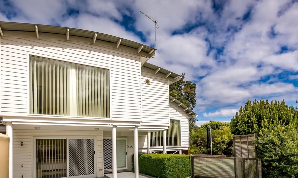 Sandy Point House | Sandy Star Stay 3 Pay 2 Winter Special