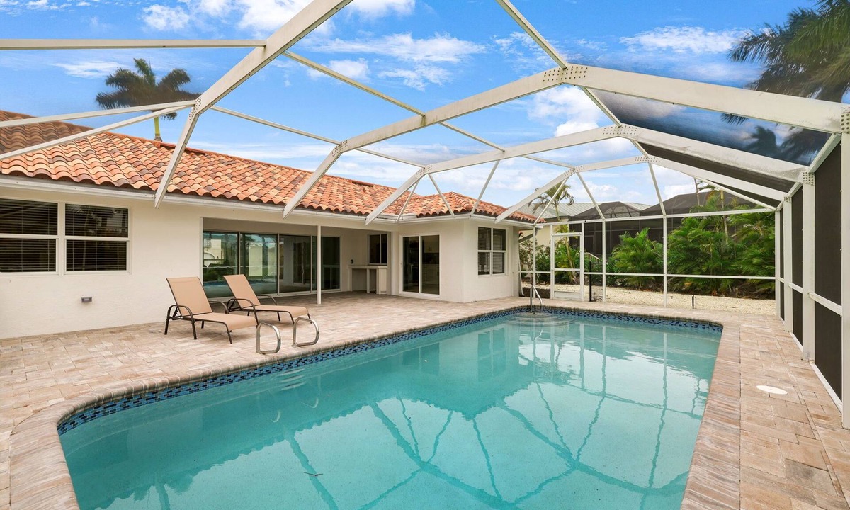 Beachview Country Club Estates House | Sanibel Splash
