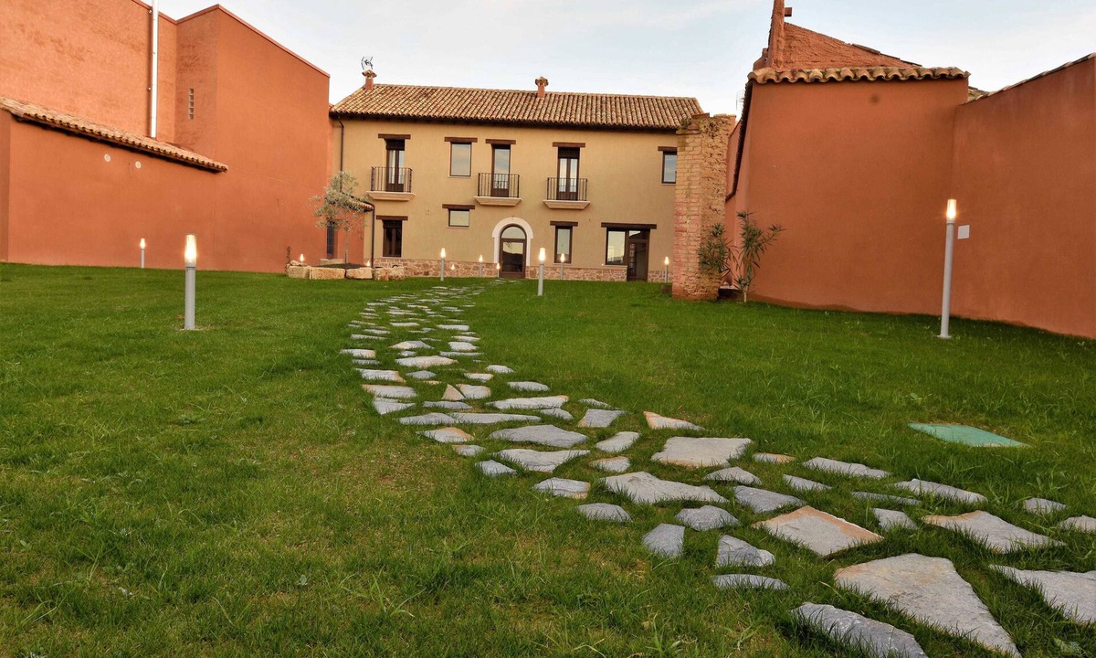 Becerril de Campos Hotel | Sanmartina Hotel