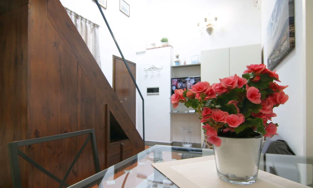 Santa Croce Apartment | Santa Croce Studio in the historic center