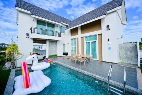 Udon Thani Villa | Santara Pool Villa Udon