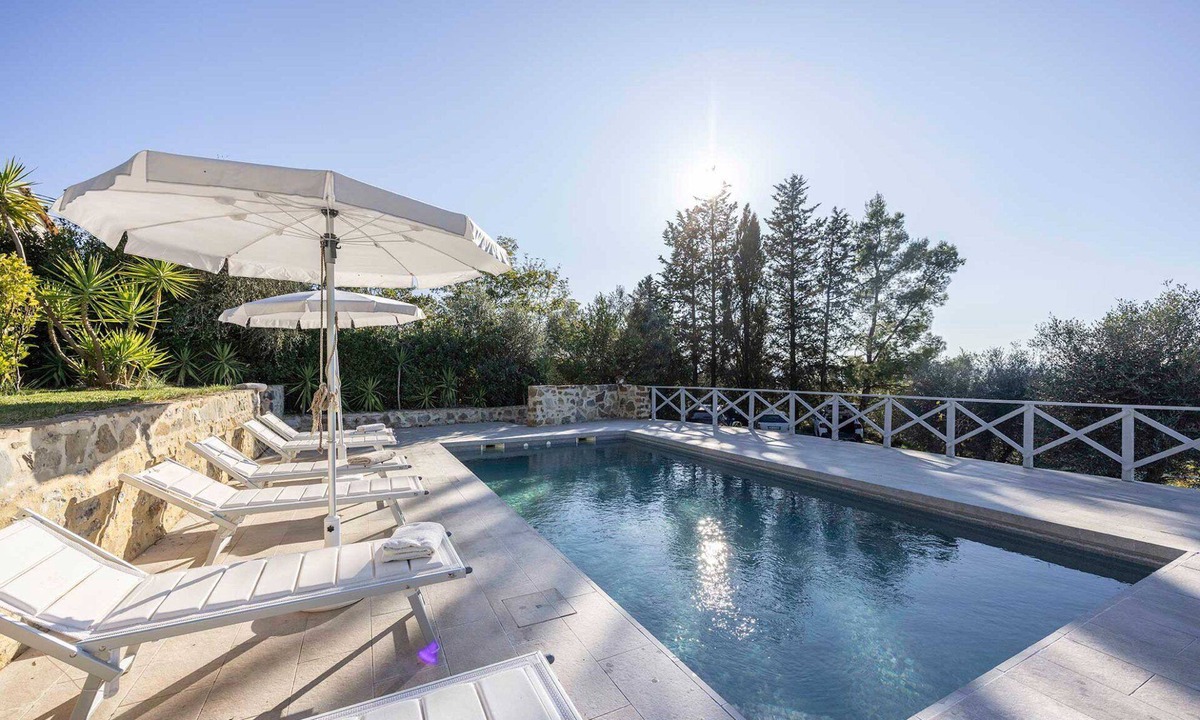 Montaione Villa | Santo Stefano – Villa apartment with private pool in Chianti, Tuscany.