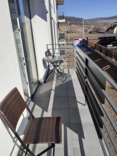 Livezeni Apartment | Sara apartman