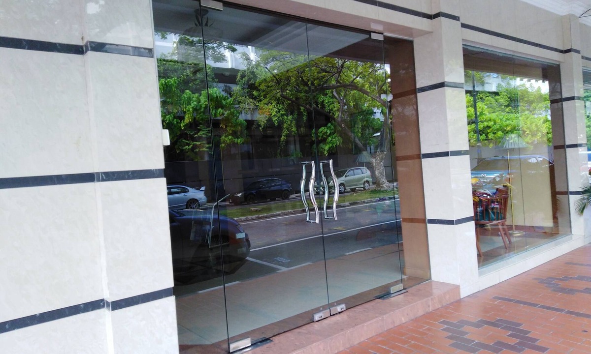 Victoria Hotel | Sara Hotel