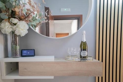 Tuscolano Apartment | Sara's Home - Modern Apartment Near Metro, Perfect for Families and Groups in Rome