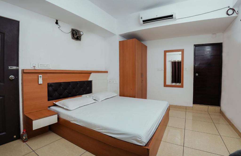 Kochi Hotel | Saras Lodge
