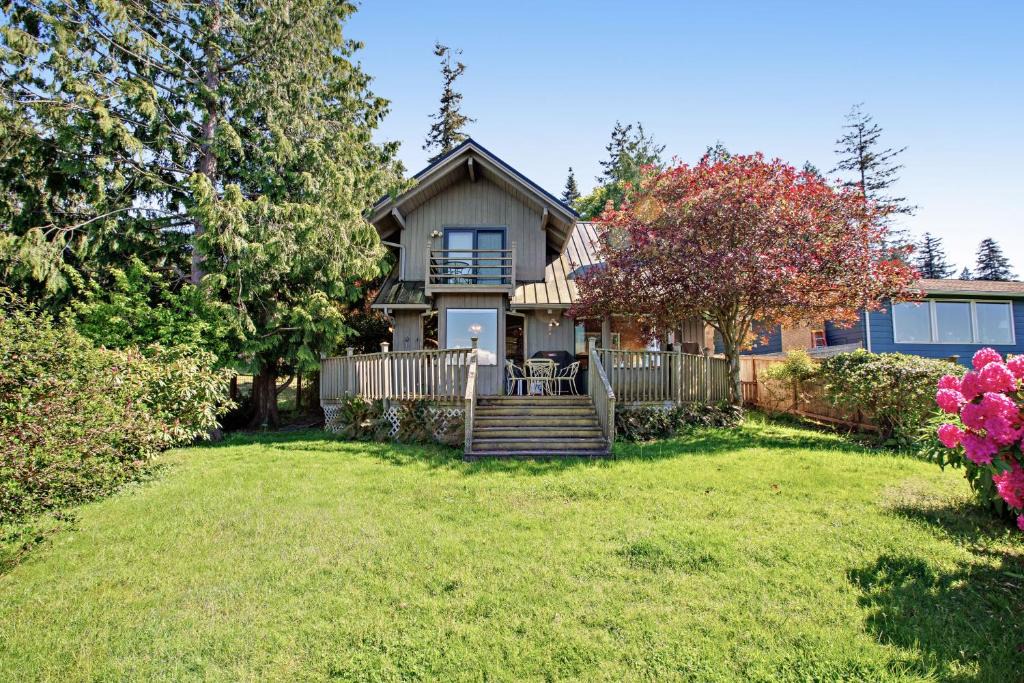 Langley House | Saratoga Lodge