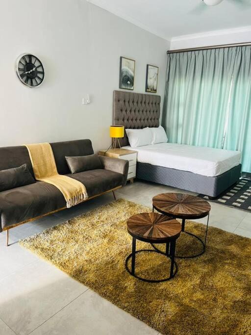 Gaborone Apartment | Sarona Apartment Studio F203 - HoneyBee Apartment